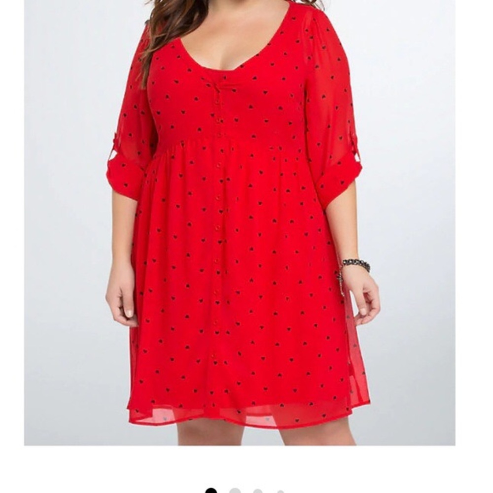 Red with black hearts shirt dress torrid size 2